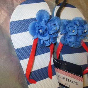 NWT Patriotic Flip Flop American Flag Slippers